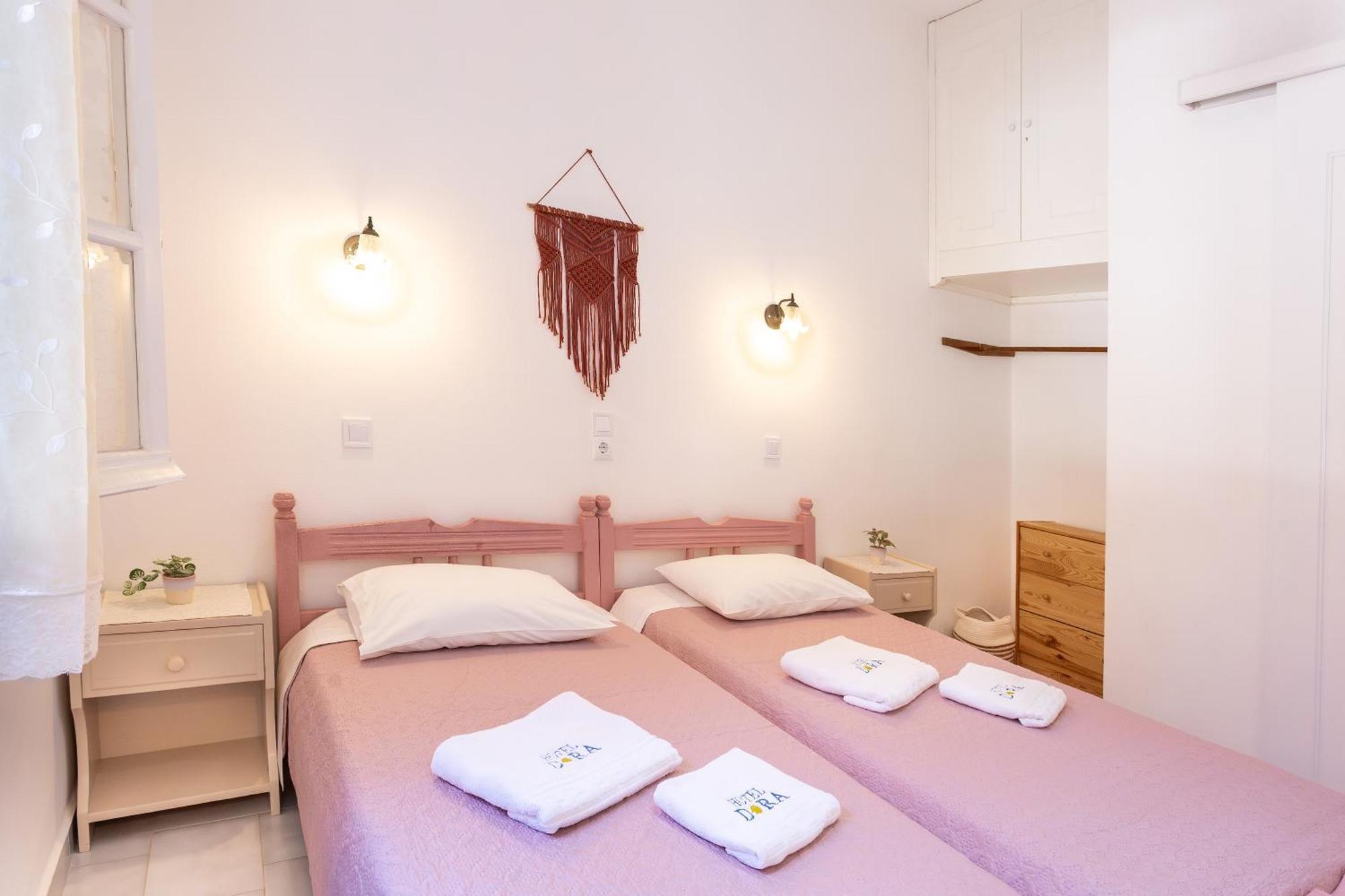 Dora'S Studios & Apartments Mégas Yialós-Nítes 外观 照片